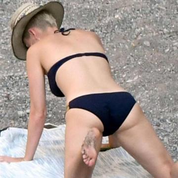 katy-perry-naked-leaked-pics-20