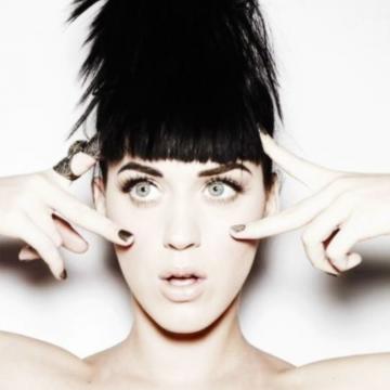 katy-perry-sexy-and-topless-pics-35
