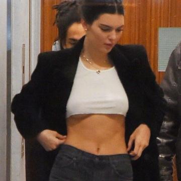 kendall-jenner-ass-and-topless-pics-22