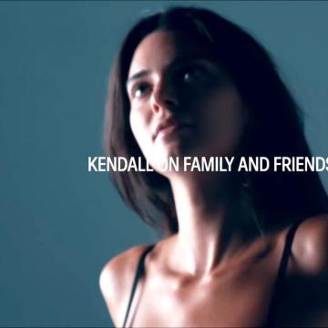 kendall-jenner-goes-naked-258