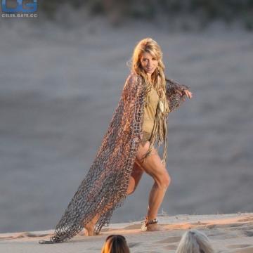 Kesha-nude-extreme-nudity-146