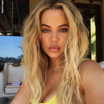 khloe-kardashian-naked-photo-number-436