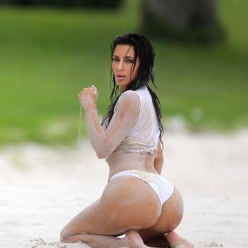 kim-kardashian-nudes-264