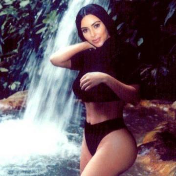 kim-kardashian-fully-naked-and-hot-20