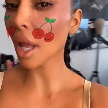 Kim Kardashian nude gallery