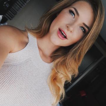 KittyPlays-Sex-Porn-Photo-Gallery-27