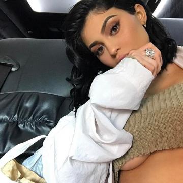 kylie-jenner-naked-ass-and-tits-34