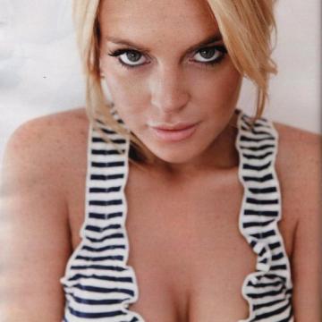 lindsay-lohan-naked-big-tits-photo-368