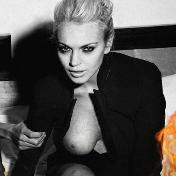 lindsay-lohan-naked-big-tits-photo-482