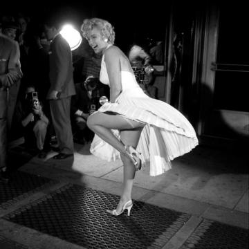 Marilyn-Monroe-extreme-nudity-171