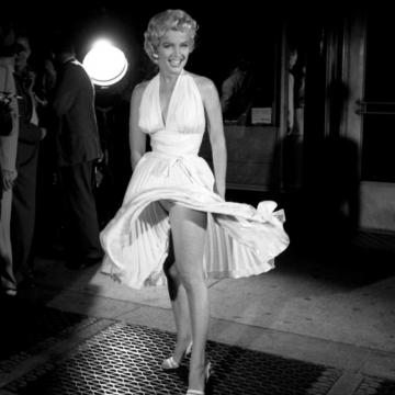 Marilyn-Monroe-extreme-nudity-193
