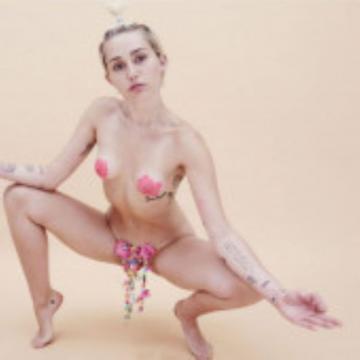 Miley-Cyrus-top-nude-photos-69