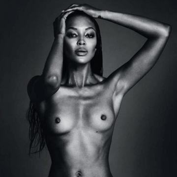 Naomi-Campbell-Topless-624x624