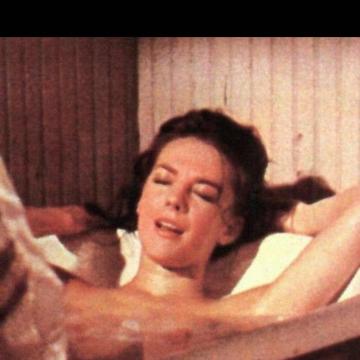 Natalie Wood topless pics revealed