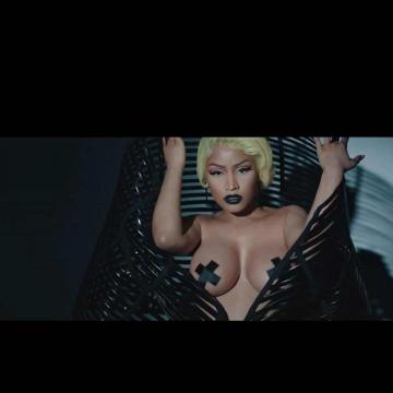Nicki Minaj Topless Selfie - Cumception