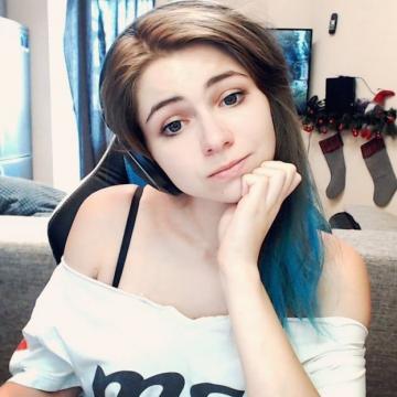 Playbetterpro-Twitch-Nude-Photos-7