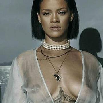 Rihannaâs Ass And Boobs in âNeeded Meâ Music Video