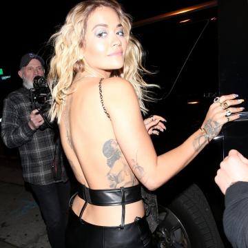 rita-ora-goes-naked-photo-366