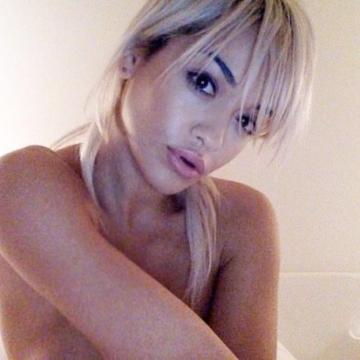 Rita Ora topless selfie