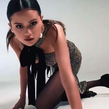 Selena-Gomez-124