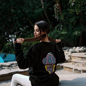 Selena-Gomez-144