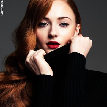 sophie-turner-nude467-Pics-Fap