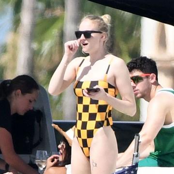 sophie-turner-nude827-Pics-Fap