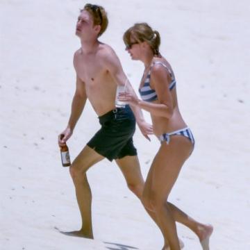 taylor-swift-naked-and-hot-16