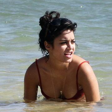 vanessa-hudgens-nude318-Pics-Fap