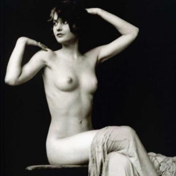 barbara-stanwyck-naked-photos-exposed-26