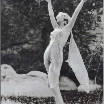 Jean Harlow goes nude