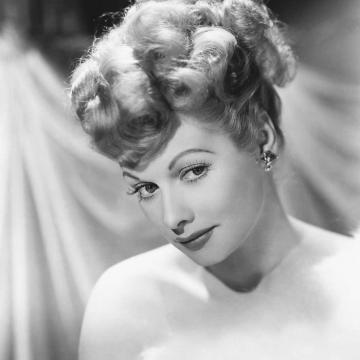 Lucille Ball looking fresh and hot