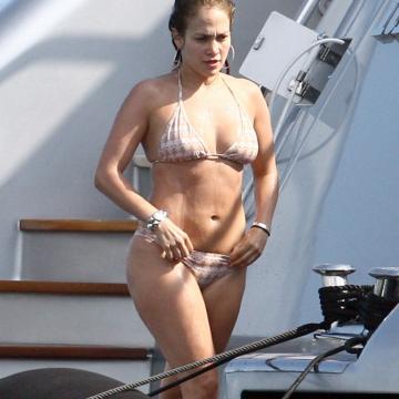 Jennifer-Lopez-nude-photos-583