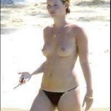 Kate-Moss-huge-naked-collection-3