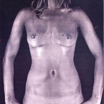Kate-Moss-huge-naked-collection-714