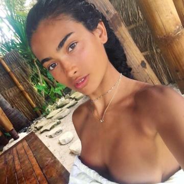 Kelly-Gale-huge-naked-collection-65