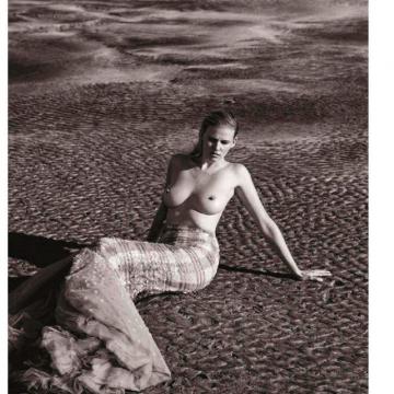 Lara-Stone-huge-naked-collection-898