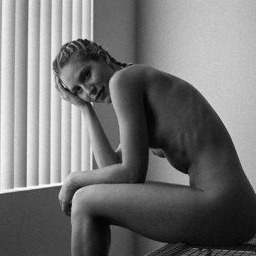 Lauren-Bonner-huge-naked-collection-781