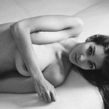 Lina-Lorenza-huge-naked-collection-366