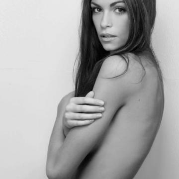 Linda-Morselli-huge-naked-collection-4