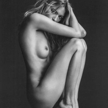 Martha-Hunt-huge-naked-collection-998