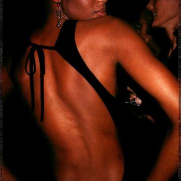 Naomi-Campbell-huge-naked-collection-100