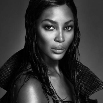 Naomi-Campbell-huge-naked-collection-938