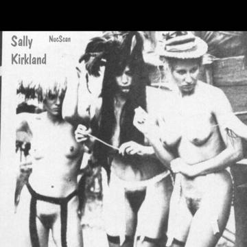 Sally Kirkland showing her naked body